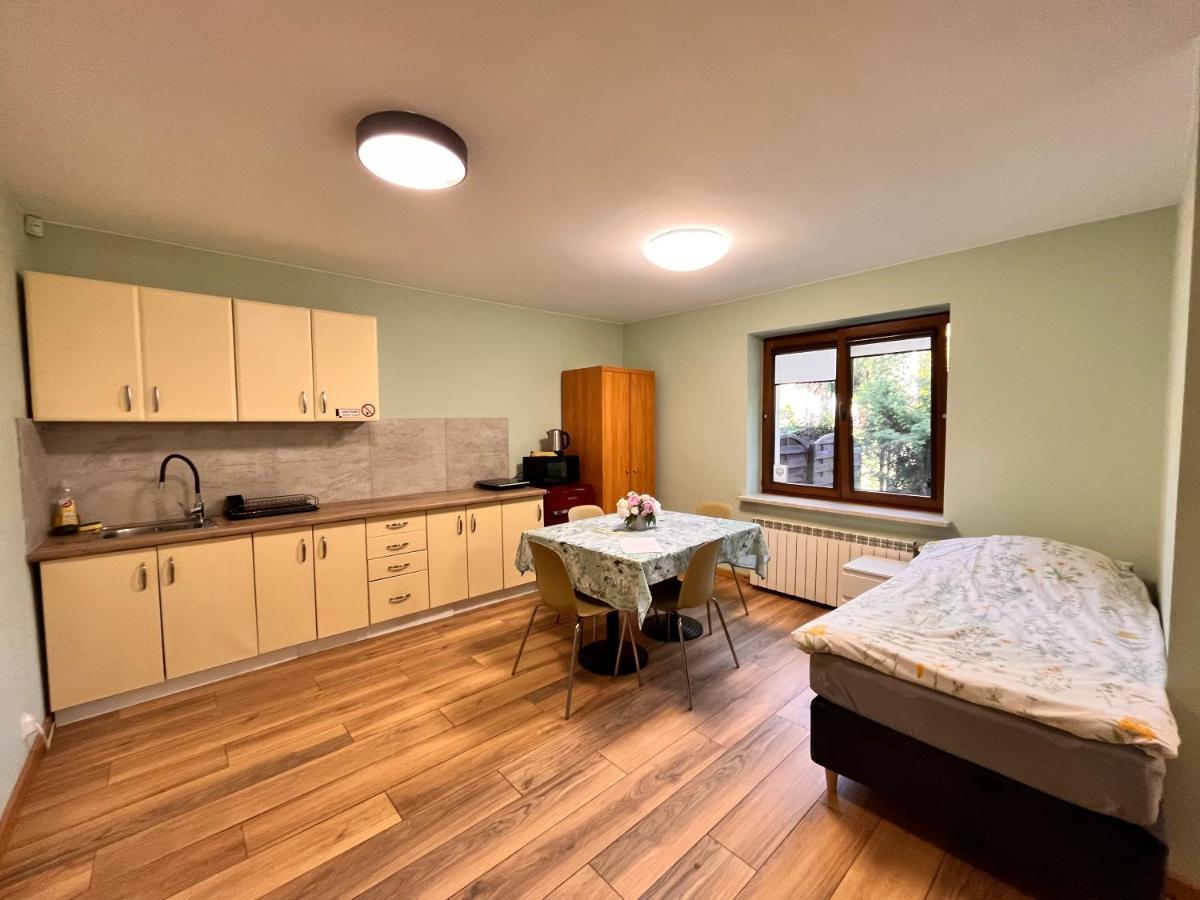 Green Albatros 48M With Bathroom Warsaw Ngoại thất bức ảnh