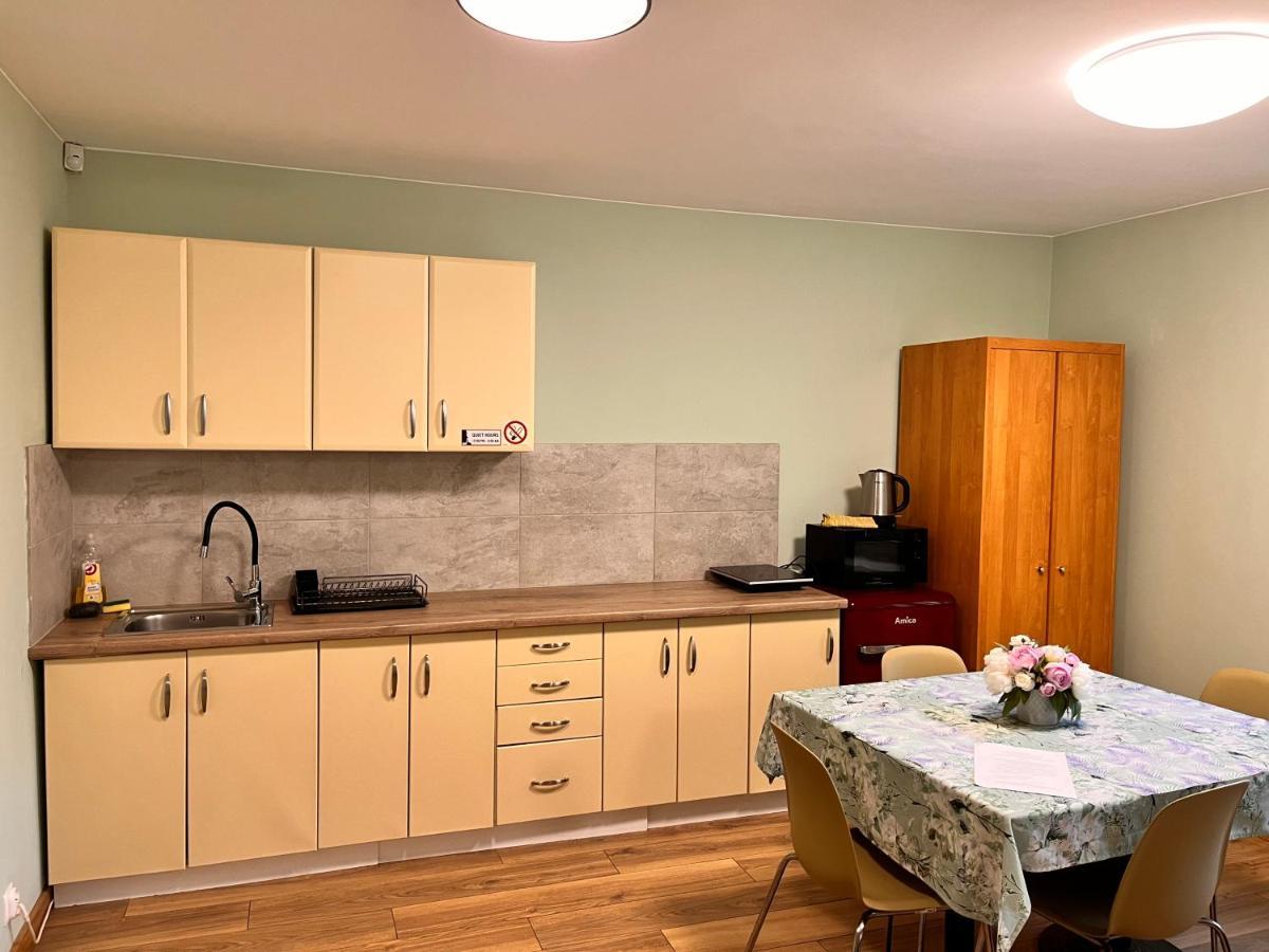 Green Albatros 48M With Bathroom Warsaw Ngoại thất bức ảnh